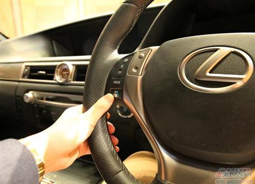 豐田將標(biāo)配車(chē)內(nèi)聯(lián)網(wǎng)功能 監(jiān)控發(fā)動(dòng)機(jī)/變速箱