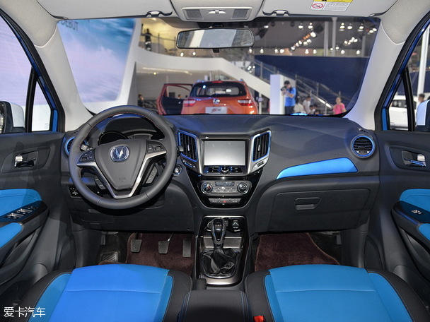 長安乘用車2016款長安CS15