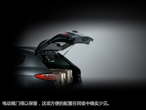 內飾更具科技感 新款納智捷大7 SUV發布