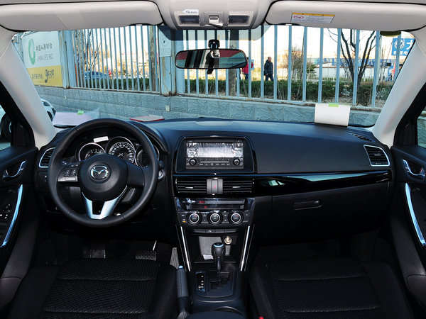 長安馬自達 2.0L 自動 中控臺整體