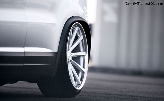 SUV也玩低趴? 大眾途觀改裝另類低趴風格(7)