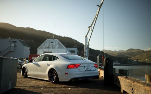 極致風情誘惑 奧迪S7低姿態漫步加州海岸