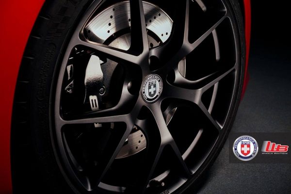 夜色下的血紅色猛獸 奧迪R8改裝HRE輪轂!