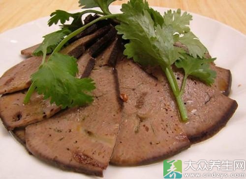 豬肝含毒 走出6大補(bǔ)血誤區(qū)