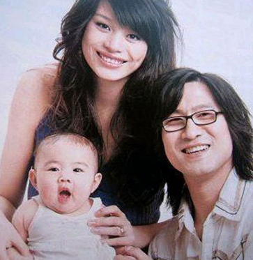 葛薈婕、汪峰及他們的女兒