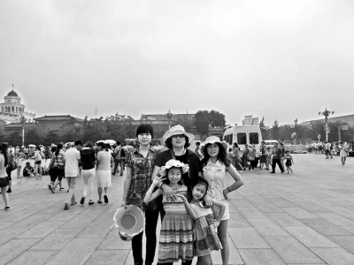 西峽“代理媽媽”接力15年 讓愛不再缺席