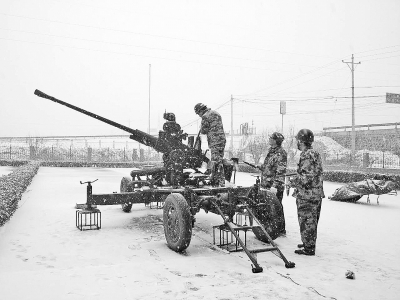 湯陰及時人工增雪緩解大氣污染壓力