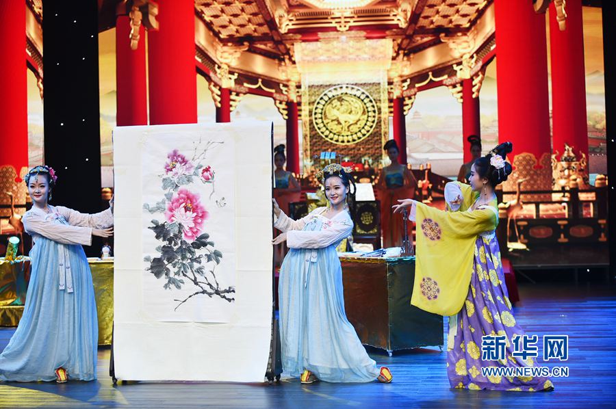 洛陽舞臺劇《瓷話神都》首次亮相 洛陽舞臺劇《瓷話神都》首次亮相