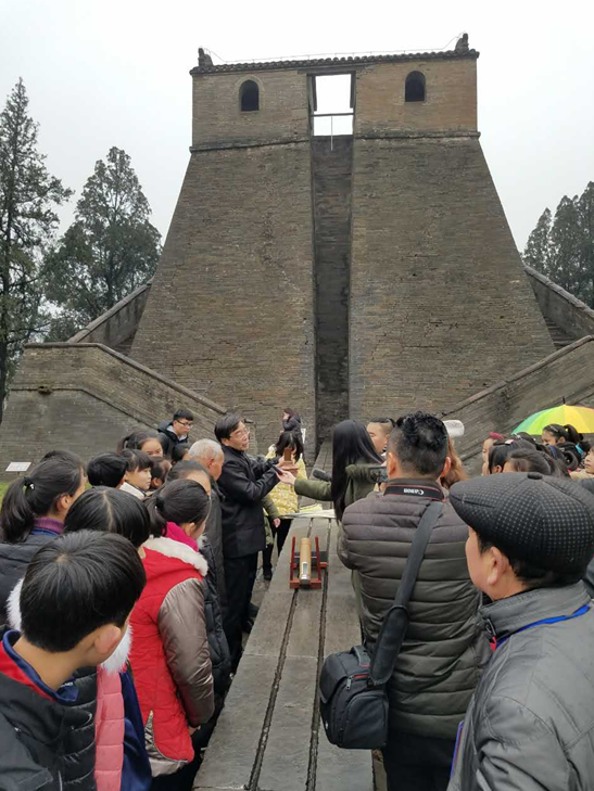 登封群眾冬至開扁食宴慶“二十四節(jié)氣”申遺成功