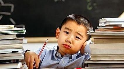 央媒:寒假作業(yè)讀清末報紙 考學(xué)生還是考家長