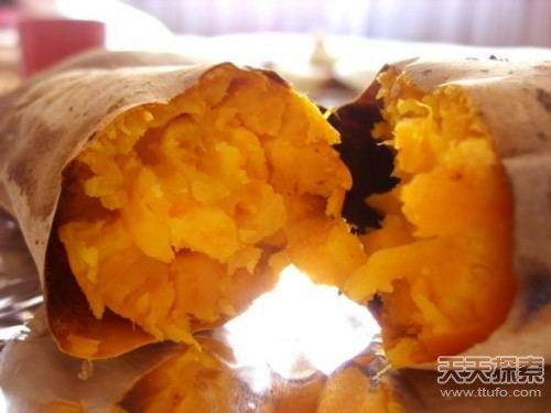 中國那些賺翻的小吃攤:年收入竟超百萬元