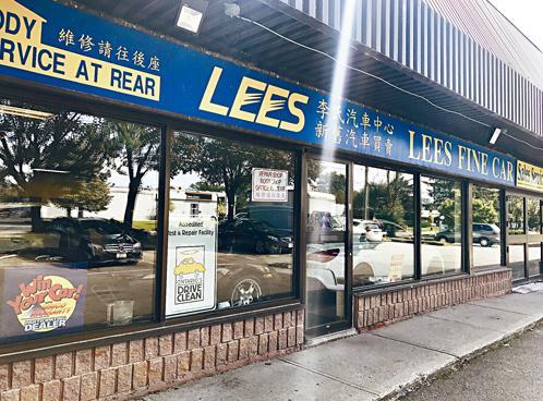 中國僑網(wǎng)專門出售高檔二手車的公司也安裝了支付寶和微信支付系統(tǒng)。 (加拿大《星島日報》)