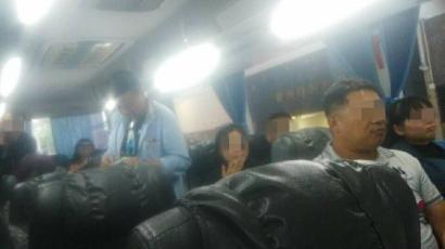 四川游客組團游港拒購物被關珠寶店 疑遭打頭威脅