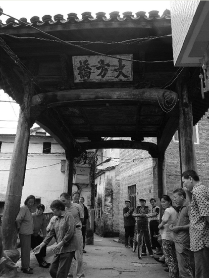 父親工傷去世獲80萬賠償 16歲孤女被逼公示存折