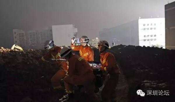 深圳這幾天最讓人淚濕眼眶的40個瞬間