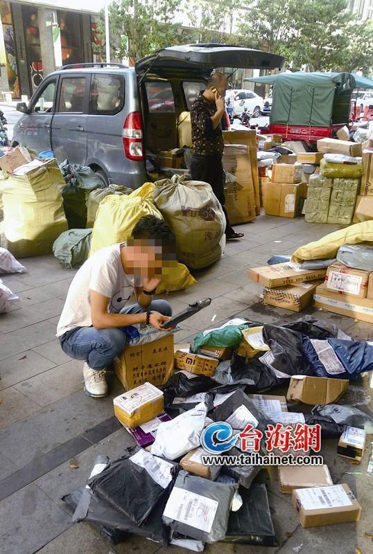 快遞包裹在運輸送達過程中,外包裝表面容易招灰塵和細菌