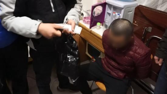 北京打掉一號販子團伙 頭目兩月掛號700個(圖)