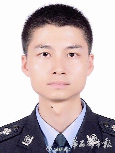 四川江油一民警追逃途中遭遇車禍不幸犧牲