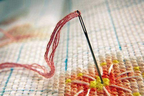 繡花針扎進嬰兒肚子懸胃中3天 一半被胃液腐蝕