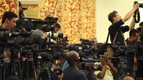 外國記者:中國共產(chǎn)黨的“超級公開課”